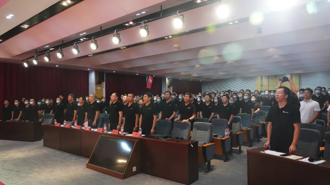 02b187560f8e4155b0353222469c96cc