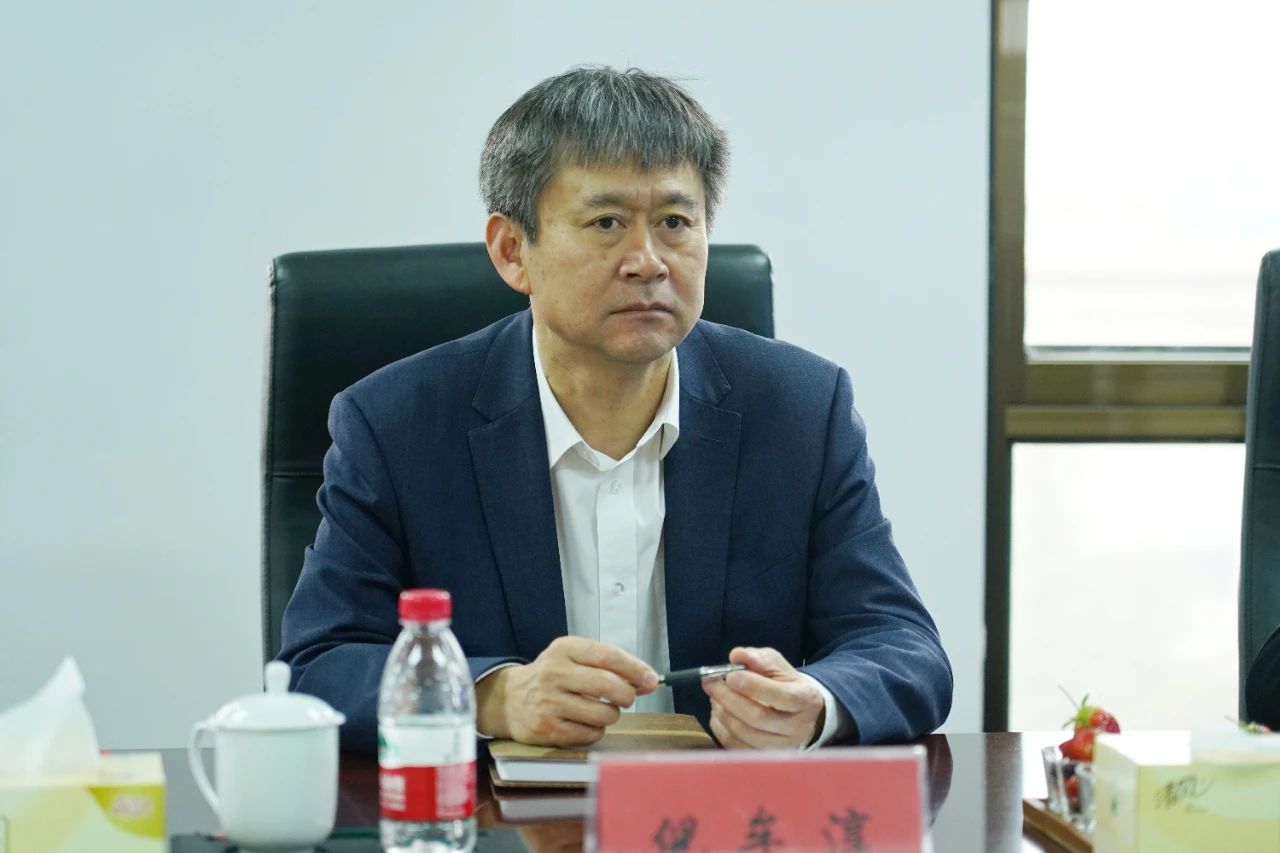 ebf712c80231447ca78f56de7b2d6a72